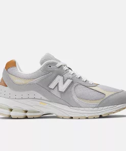 New balance 2002 Men Concrete with sandstone and grey matter