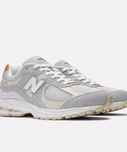 New balance 2002 Men Concrete with sandstone and grey matter