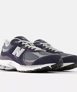 New balance 2002 Eclipse With Raincloud And Graphite
