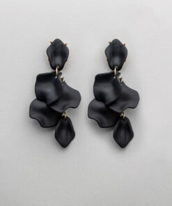 Bow19 Details Leaf Earrings Black Matte