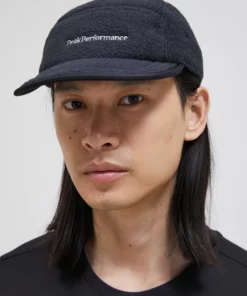 Peak Performance Fleece Cap Black