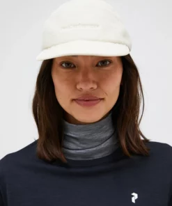 Peak Performance Fleece Cap Sand Fog