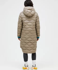 Peak Performance Helium Down Coat Avid Beige