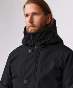 Makia Helsinki Parka Black