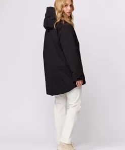 Makia Woman Aire Parka Black