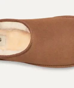UGG Men's Classic Slip-On Chestnut
