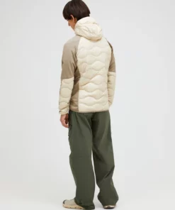 Peak Performance Helium Hybrid Down Hood Jacket Men Sandfog