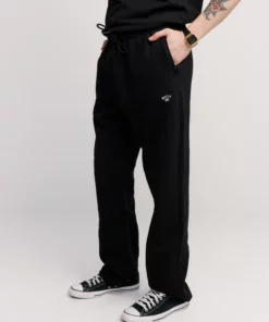 Makia Cove Sweatpants Black