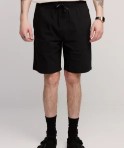 Makia Kasper Shorts Black