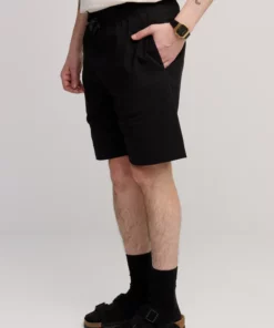 Makia Kasper Shorts Black
