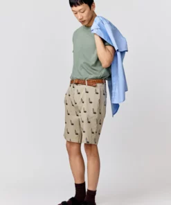 Makia Heeling Shorts Beige