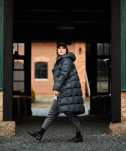 Joutsen Essi Kevytuntuvatakki Hiilenmusta