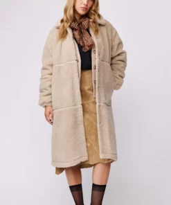 Makia Woman Alina Coat Off White