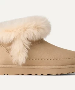 UGG Women's Classic Ultra Mini Chalet Boot Sandcastle