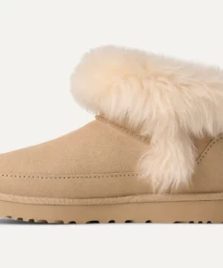 UGG Women's Classic Ultra Mini Chalet Boot Sandcastle