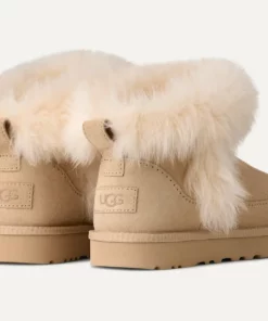 UGG Women's Classic Ultra Mini Chalet Boot Sandcastle